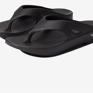 OOFOS WOMEN'S OORIGINAL SANDAL - BLACK